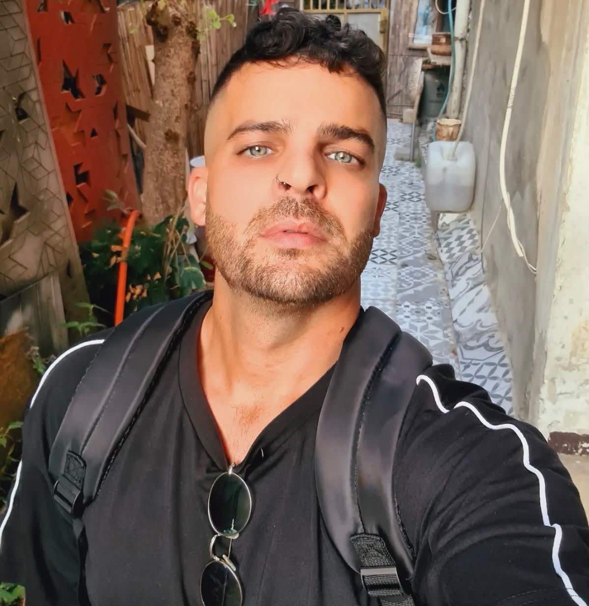 שני לוסטרנו